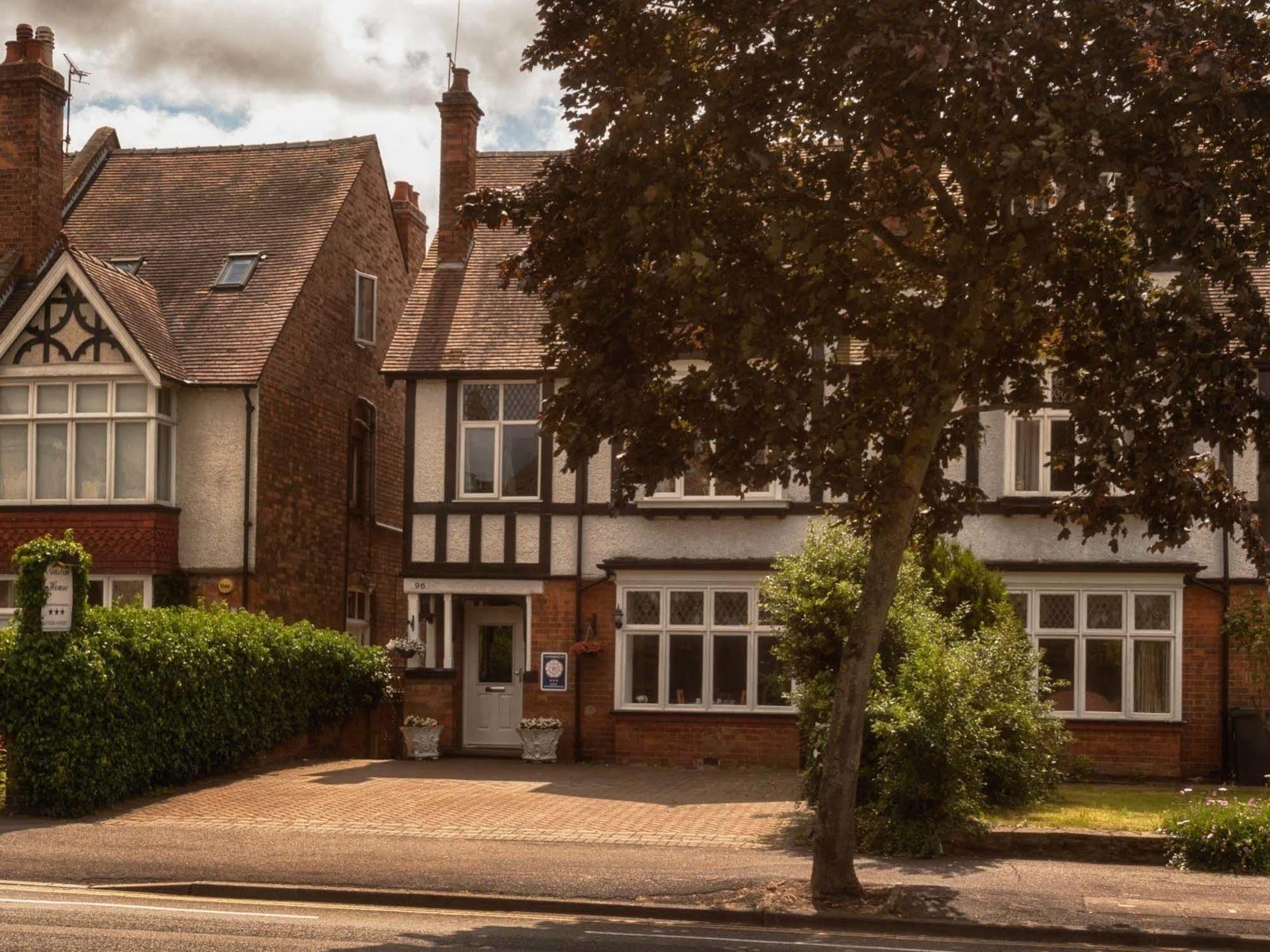 Austin Guest House Warwick  Extérieur photo