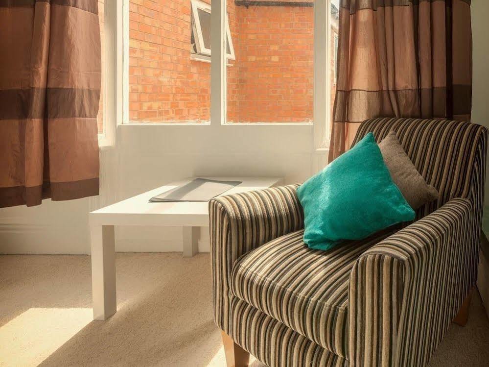 Austin Guest House Warwick  Extérieur photo